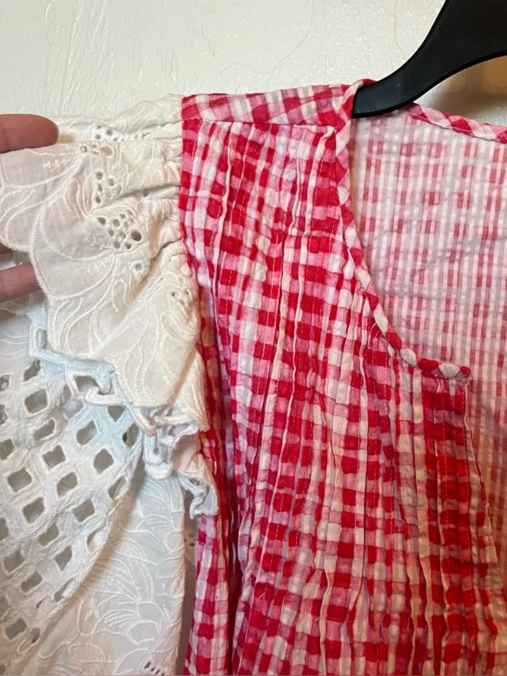 ANTHROPOLOGIE Viam Red Gingham Eyelet Puff Sleeve Top Sz S Cotton Cottagecore